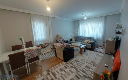 Sakarya Yenikentte Satılık 3+1 Geniş ve Avantajlı Daire
