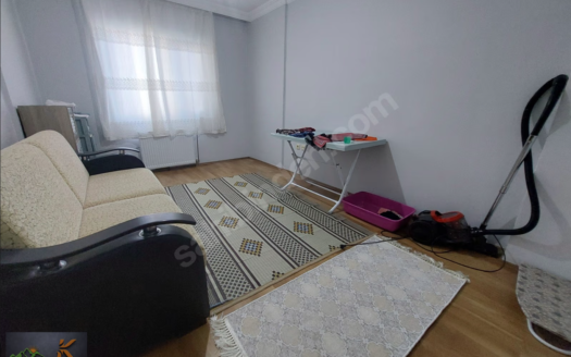 Sakarya Yenikentte Satılık 3+1 Geniş ve Avantajlı Daire