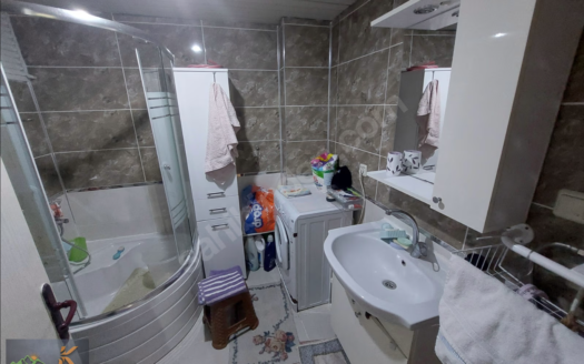 Sakarya Yenikentte Satılık 3+1 Geniş ve Avantajlı Daire