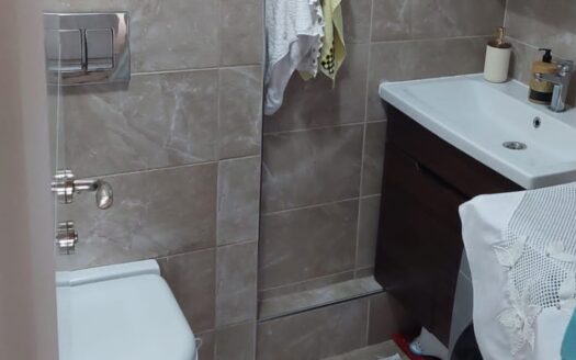 Serdivan Yazlık Mah. Begonya Sitesi 3. Kat Bakımlı Daire
