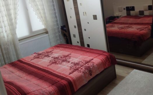 Serdivan Yazlık Mah. Begonya Sitesi 3. Kat Bakımlı Daire